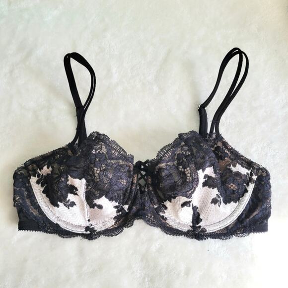 Victoria's Secret Lace-Up Lace Bra Black Ivory 34C - Picture 2 of 11